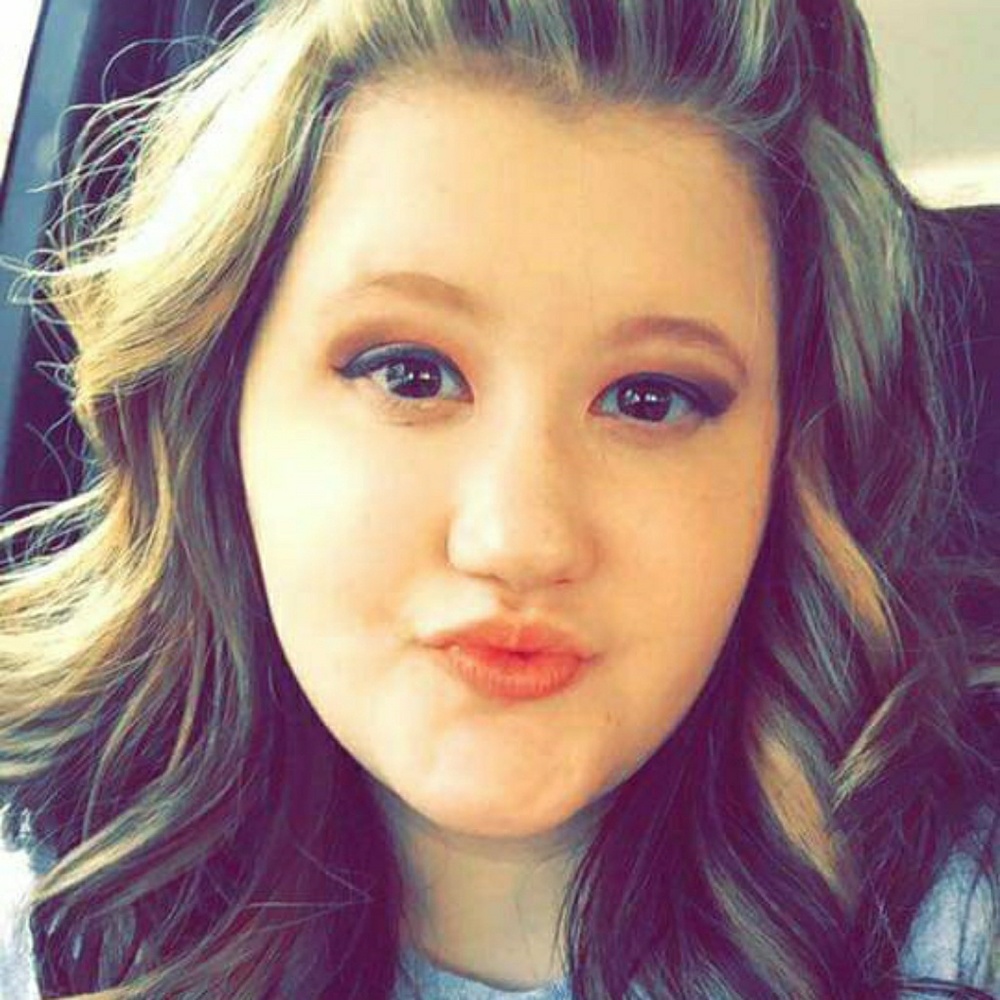 Meet your Posher, Kaitlyn